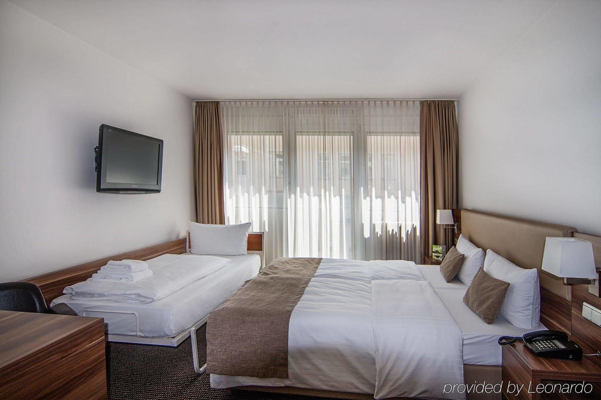 Hotel Vi Vadi Downtown München