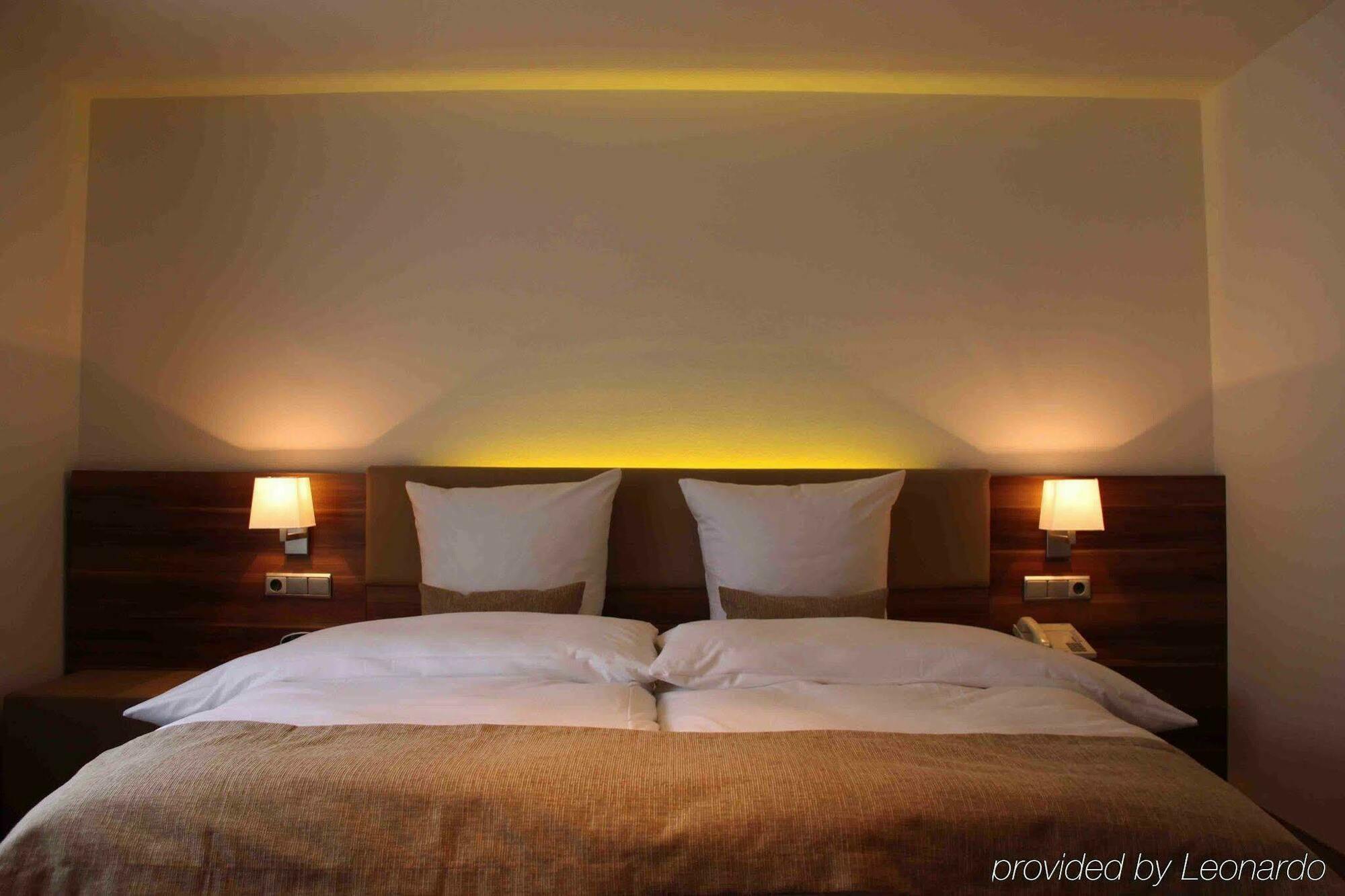 Vi Vadi Downtown Hotel 3*